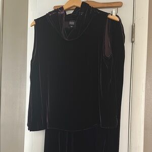 Eileen Fisher Deep Velvet Sleeveless Top and Velvet Skirt L